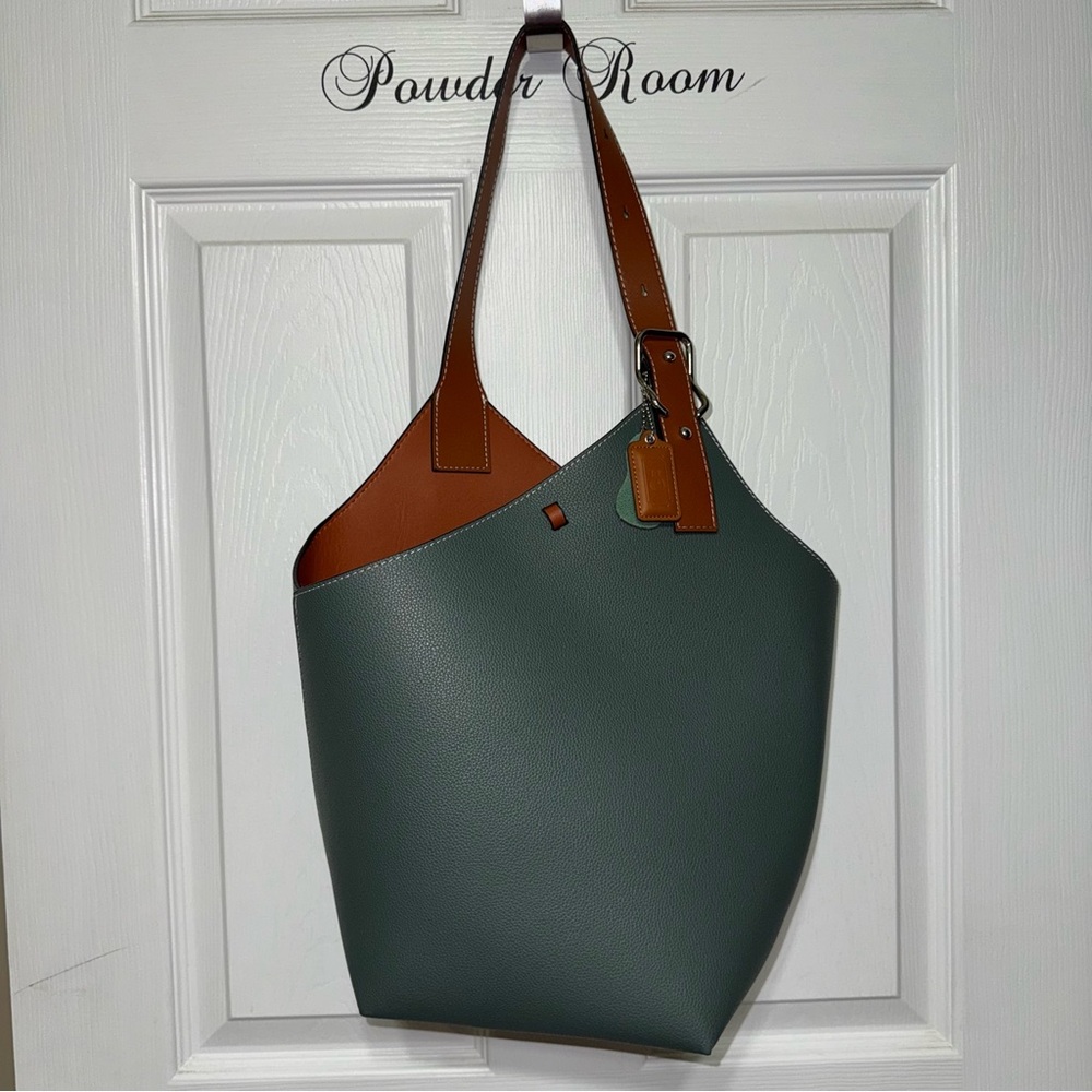 MDBM Maison de Beaute Marseilles Cholet Bucket Purse Two-Tone Medium Leather